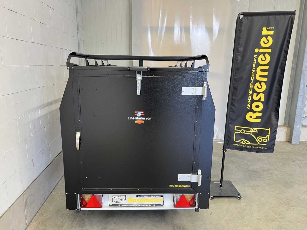 TPV KT-EB2 Plus Deckelanhänger - Прицеп для легкового автомобиля: фото 3 TPV KT-EB2 Plus Deckelanhänger - Прицеп для легкового автомобиля: фото 3