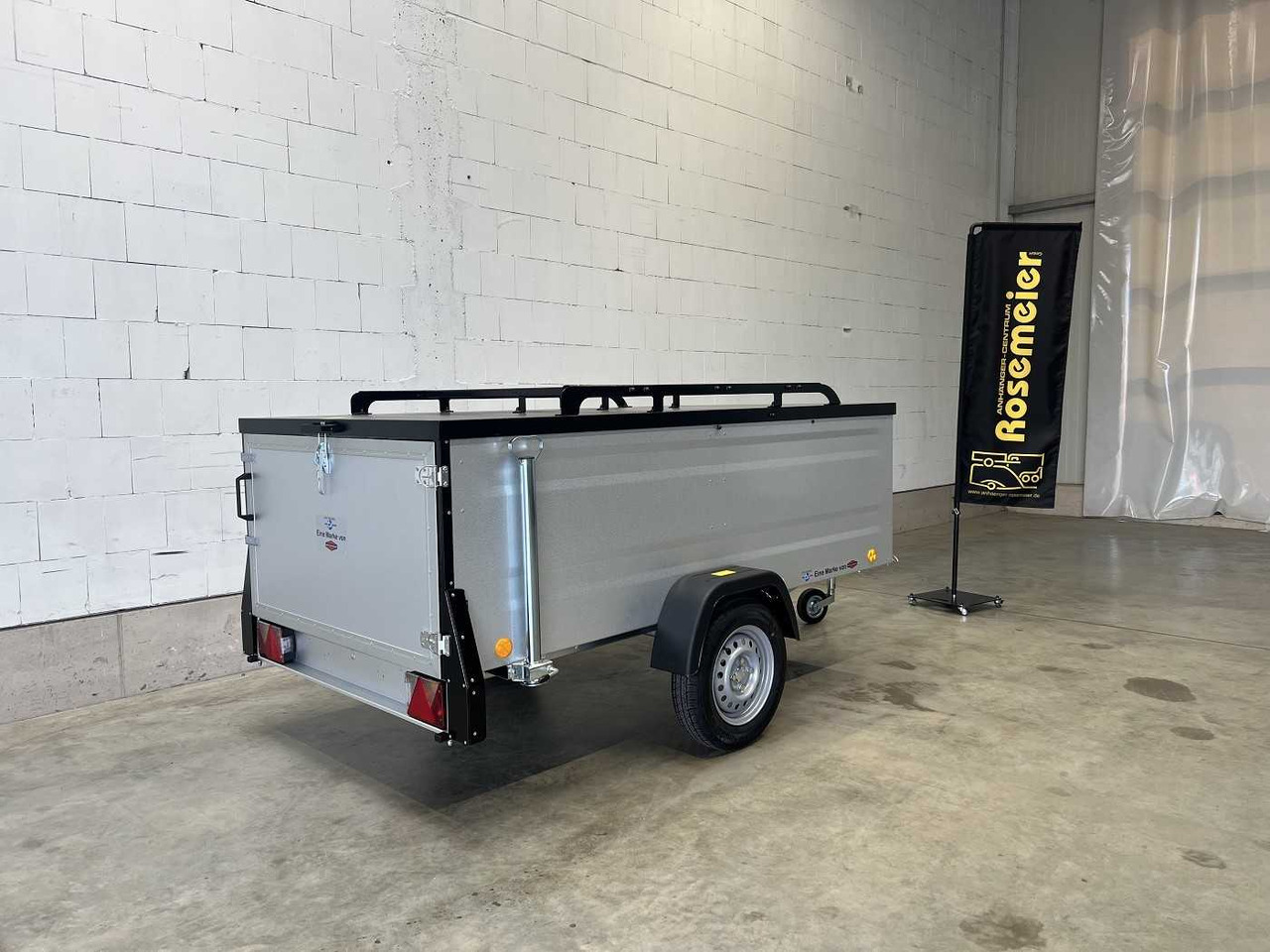 TPV KT-EU3 Deckelanhänger - Прицеп для легкового автомобиля: фото 2 TPV KT-EU3 Deckelanhänger - Прицеп для легкового автомобиля: фото 2