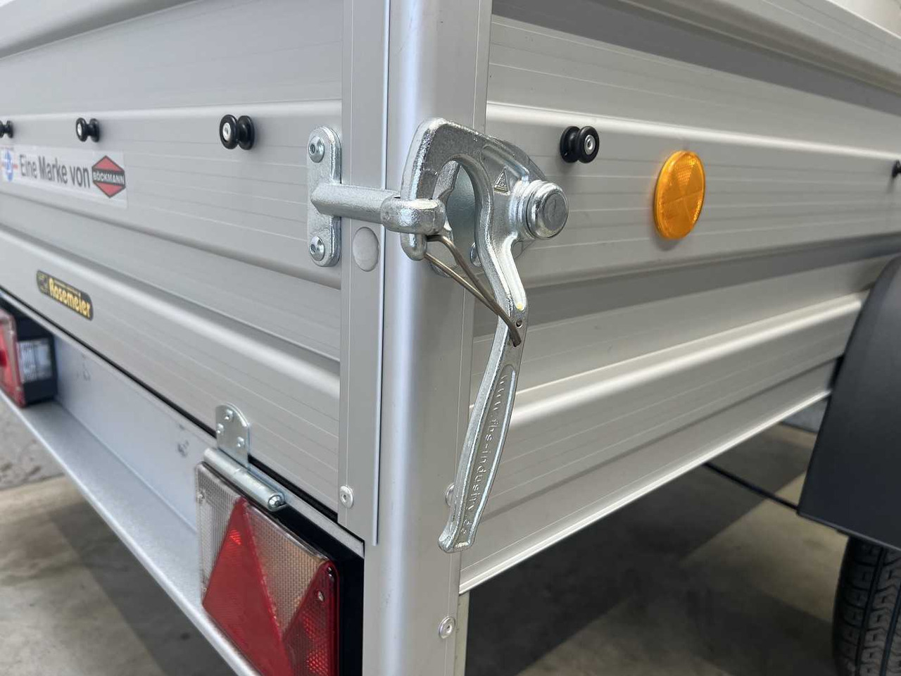 TPV TL-EB 2010/100 AL Kastenanhänger gebremst - Прицеп для легкового автомобиля: фото 3 TPV TL-EB 2010/100 AL Kastenanhänger gebremst - Прицеп для легкового автомобиля: фото 3