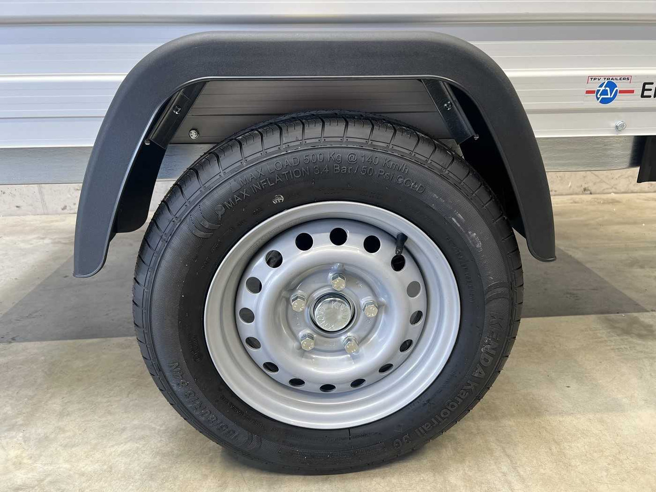 TPV TL-EB 2010/100 AL Kastenanhänger gebremst - Прицеп для легкового автомобиля: фото 5 TPV TL-EB 2010/100 AL Kastenanhänger gebremst - Прицеп для легкового автомобиля: фото 5