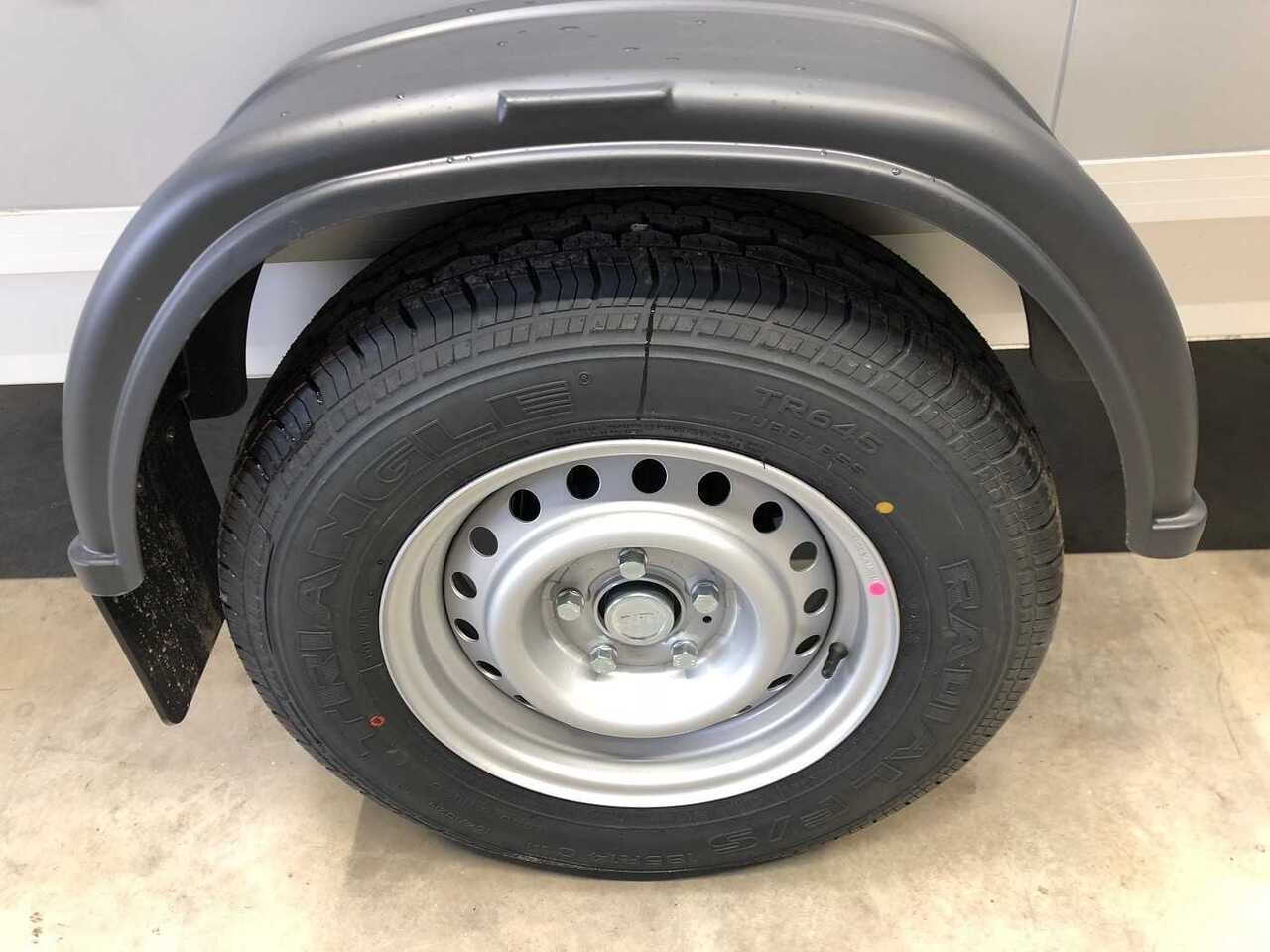 Новый Прицеп-фургон VEZEKO TK B 15.35 SP Flügeltüren Kofferanhänger: фото 11