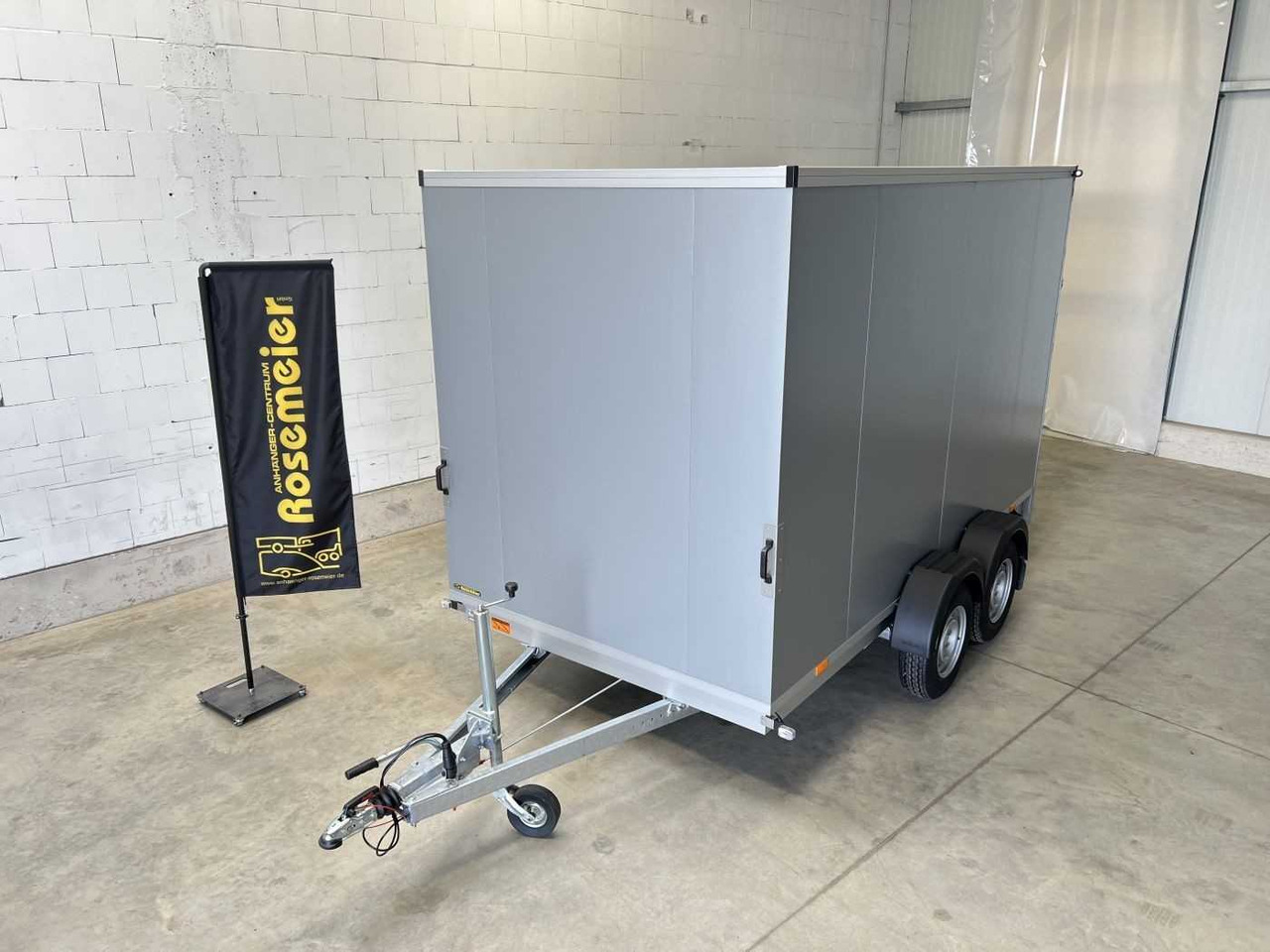 Новый Прицеп-фургон VEZEKO TK C 27.35 Rampe, Tür Kofferanhänger: фото 27