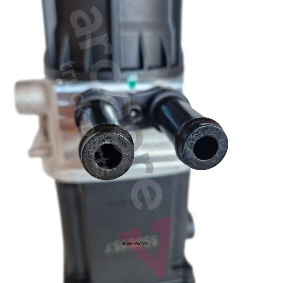 DAF 5506957 - Бак для AdBlue: фото 2 DAF 5506957 - Бак для AdBlue: фото 2