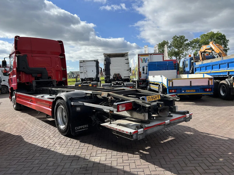 DAF CF 290 4X2 EURO6 SPACECAB RENOVA / VANGMUIL / LAADKLEP / TOP STAAT - Грузовик-контейнеровоз/ Сменный кузов: фото 3 DAF CF 290 4X2 EURO6 SPACECAB RENOVA / VANGMUIL / LAADKLEP / TOP STAAT - Грузовик-контейнеровоз/ Сменный кузов: фото 3