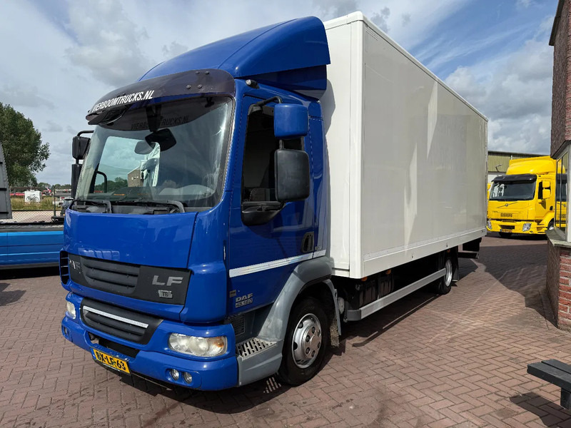 DAF LF 45.160 LF45-160 EEV Koffer mit Ladebordwand 8.300KG - Грузовик с закрытым кузовом: фото 4 DAF LF 45.160 LF45-160 EEV Koffer mit Ladebordwand 8.300KG - Грузовик с закрытым кузовом: фото 4