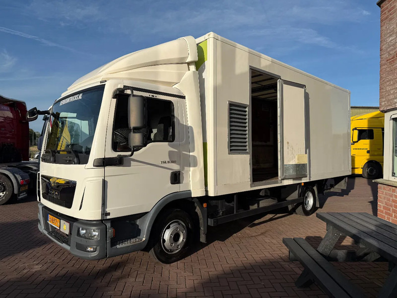 MAN TGL TGL 8.180 Euro6 Bakwagen met laadklep / Werkplaats / Vangmuil / Licht en lucht - Грузовик с закрытым кузовом: фото 5 MAN TGL TGL 8.180 Euro6 Bakwagen met laadklep / Werkplaats / Vangmuil / Licht en lucht - Грузовик с закрытым кузовом: фото 5