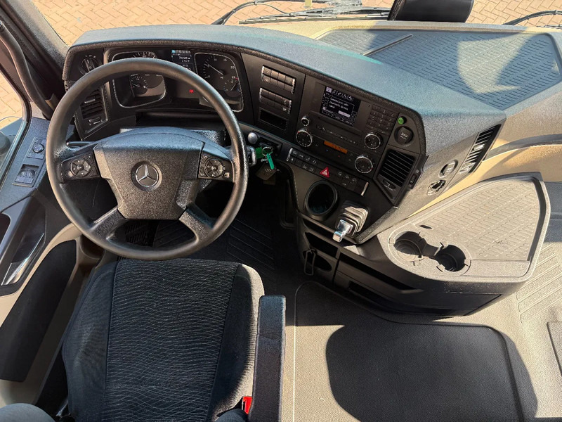 Mercedes-Benz Actros Actros 2542LL 6X2 BDF / ACC / AHK/ TUV 8-2026 / NL TRUCK - Грузовик-контейнеровоз/ Сменный кузов: фото 5 Mercedes-Benz Actros Actros 2542LL 6X2 BDF / ACC / AHK/ TUV 8-2026 / NL TRUCK - Грузовик-контейнеровоз/ Сменный кузов: фото 5