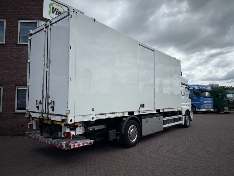 Mercedes-Benz Axor 1829 Axor 1829L BDF Mit Wechselkoffer+LBW Top NL Truck - Грузовик с закрытым кузовом: фото 4 Mercedes-Benz Axor 1829 Axor 1829L BDF Mit Wechselkoffer+LBW Top NL Truck - Грузовик с закрытым кузовом: фото 4