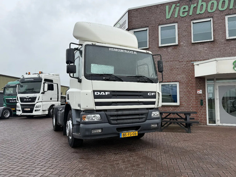 DAF CF 75.250 CF75-250 4X2 EURO3 MANUAL GEARBOX HOLLAND TRUCK - Тягач: фото 1 DAF CF 75.250 CF75-250 4X2 EURO3 MANUAL GEARBOX HOLLAND TRUCK - Тягач: фото 1