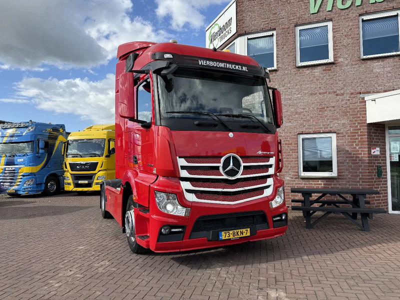 Mercedes-Benz Actros Actros 1842LS 4X2 Streamspace / ACC / Full MB service / Holland Truck - Тягач: фото 1 Mercedes-Benz Actros Actros 1842LS 4X2 Streamspace / ACC / Full MB service / Holland Truck - Тягач: фото 1