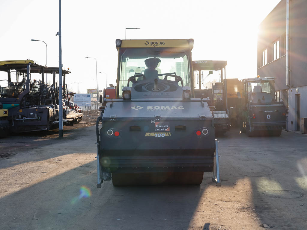 Дорожный каток BOMAG BW 174 AP-4v: фото 7
