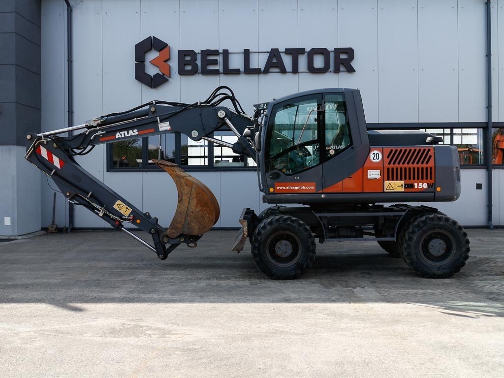 - Колёсный экскаватор: фото 1 - Колёсный экскаватор: фото 1