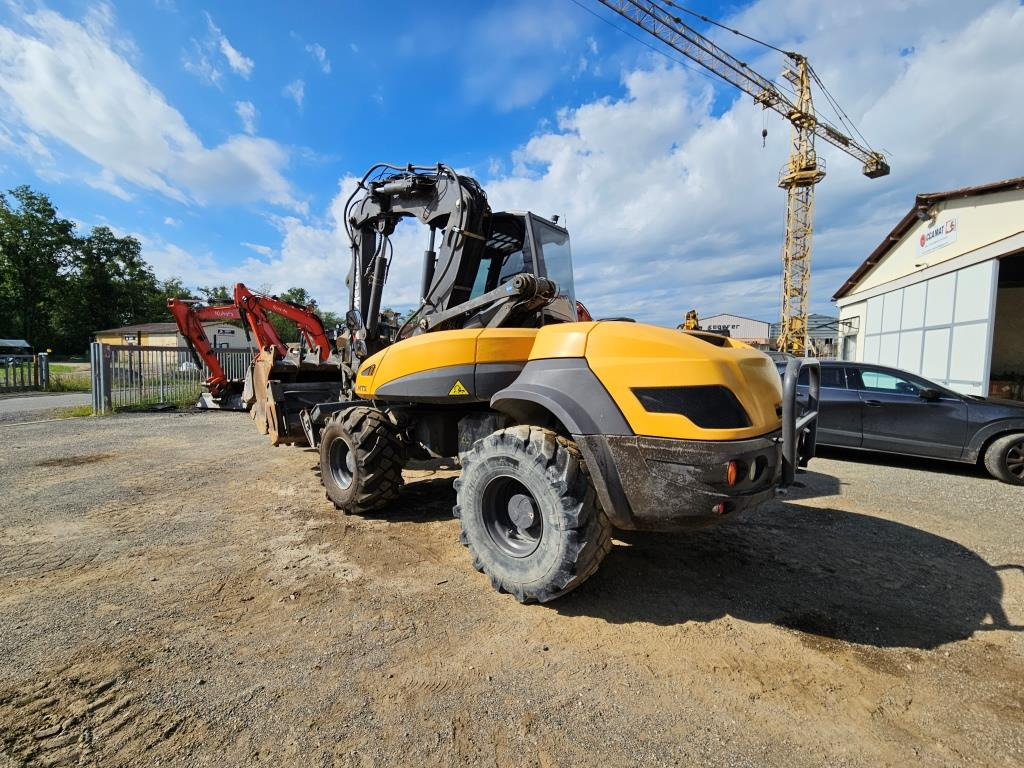 MECALAC 12 MXT - Колёсный экскаватор: фото 3 MECALAC 12 MXT - Колёсный экскаватор: фото 3