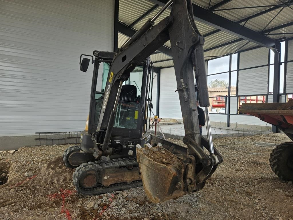 VOLVO ECR 25 D - Мини-экскаватор: фото 3 VOLVO ECR 25 D - Мини-экскаватор: фото 3