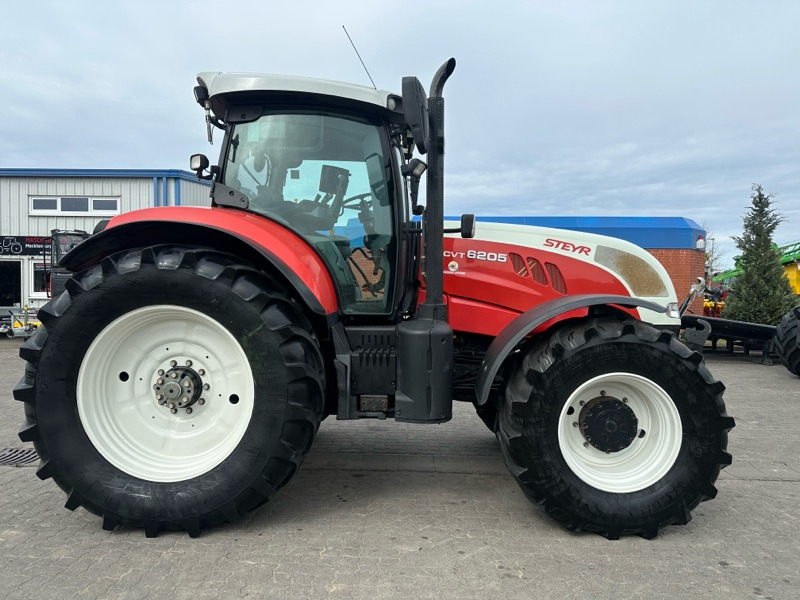 Steyr CVT 6205 - Трактор: фото 1 Steyr CVT 6205 - Трактор: фото 1