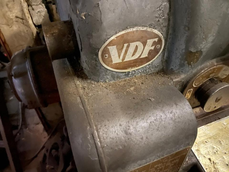 Drehmaschine VDF Boehringer L&Z Drehbank + Zubehör - Металлообрабатывающий станок: фото 4 Drehmaschine VDF Boehringer L&Z Drehbank + Zubehör - Металлообрабатывающий станок: фото 4