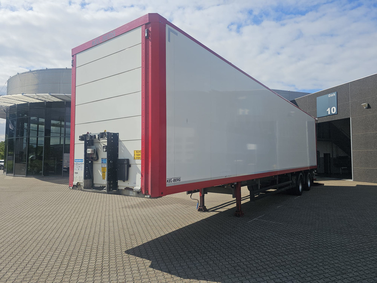 Kel-Berg 2 Aksel City 13,60 - Полуприцеп-фургон: фото 1 Kel-Berg 2 Aksel City 13,60 - Полуприцеп-фургон: фото 1