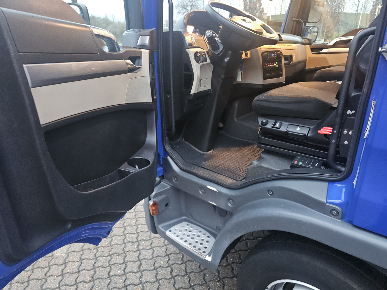 MAN TGL 12.190 BL - Крюковой мультилифт: фото 5 MAN TGL 12.190 BL - Крюковой мультилифт: фото 5