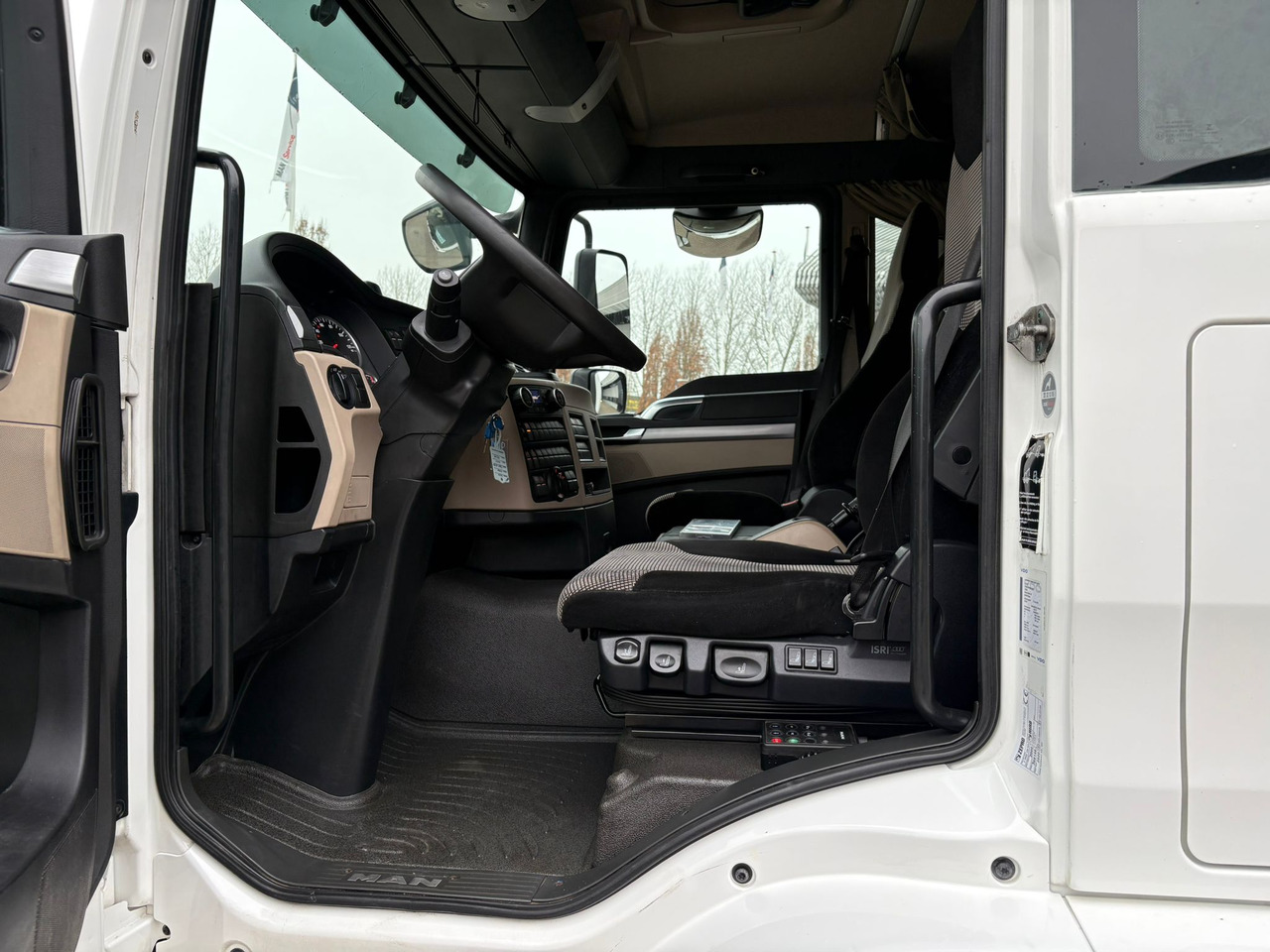 MAN TGM 18.290 - Грузовик с закрытым кузовом: фото 5 MAN TGM 18.290 - Грузовик с закрытым кузовом: фото 5