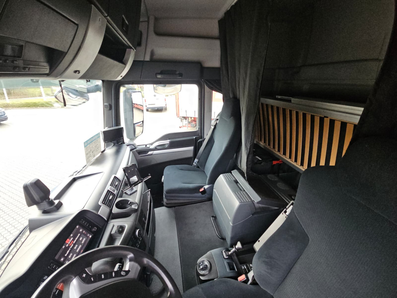 MAN TGS 26.500 6X2-4 - Грузовик-контейнеровоз/ Сменный кузов: фото 5 MAN TGS 26.500 6X2-4 - Грузовик-контейнеровоз/ Сменный кузов: фото 5