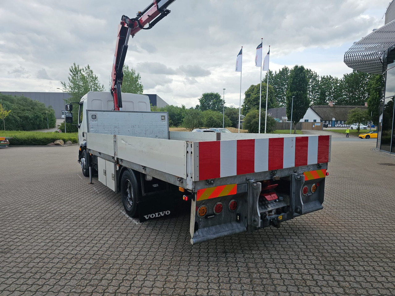 Volvo FL250 - Грузовик бортовой/ Платформа, Автоманипулятор: фото 5 Volvo FL250 - Грузовик бортовой/ Платформа, Автоманипулятор: фото 5