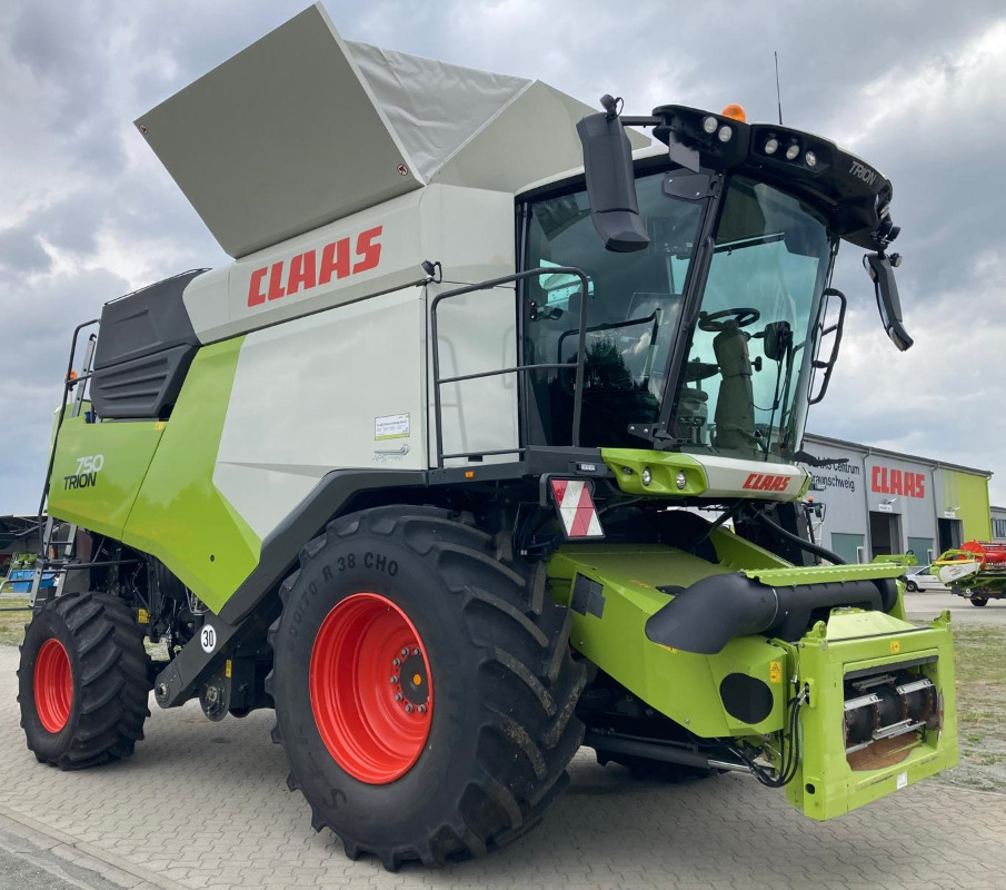 Зерноуборочный комбайн CLAAS Trion 750: фото 8