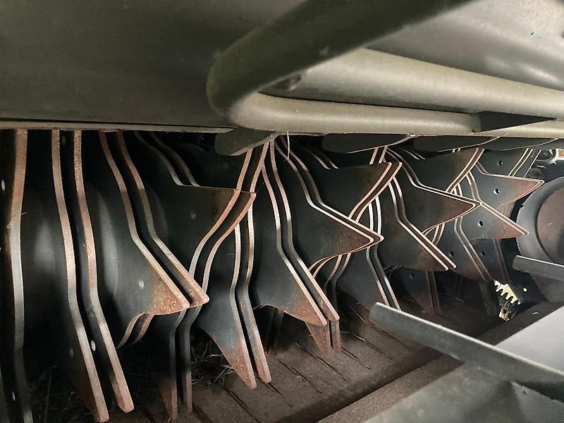 CLAAS Variant 485 RC PRO - Пресс-подборщик рулонный: фото 2 CLAAS Variant 485 RC PRO - Пресс-подборщик рулонный: фото 2