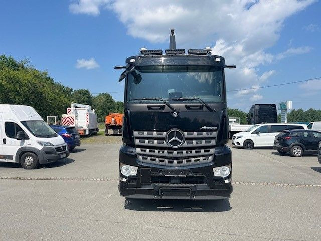 Mercedes-Benz Arocs 5 2651 HD Mit Meiller Abrollkipper - Крюковой мультилифт: фото 2 Mercedes-Benz Arocs 5 2651 HD Mit Meiller Abrollkipper - Крюковой мультилифт: фото 2
