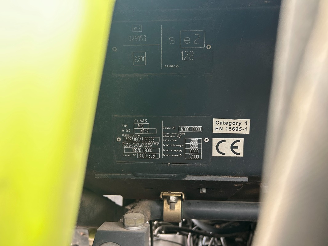 CLAAS Axion 810 - Трактор: фото 2 CLAAS Axion 810 - Трактор: фото 2