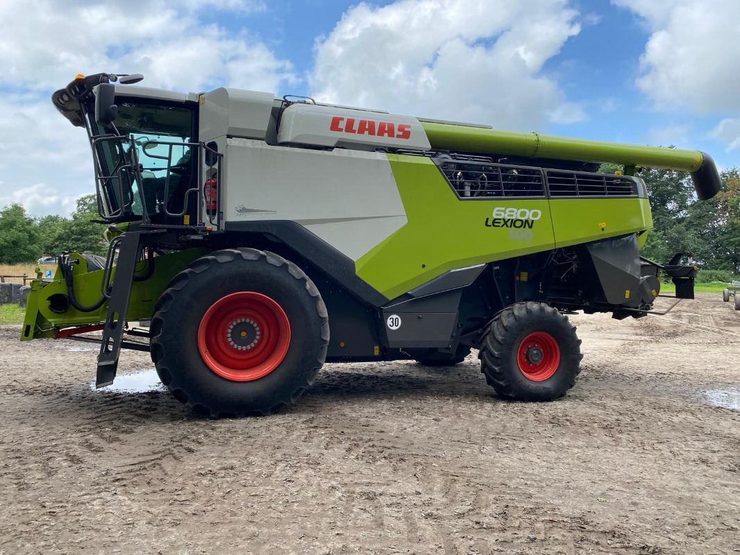 CLAAS Lexion 6800 mit Vario 930 Schneidwerk - Зерноуборочный комбайн: фото 2 CLAAS Lexion 6800 mit Vario 930 Schneidwerk - Зерноуборочный комбайн: фото 2