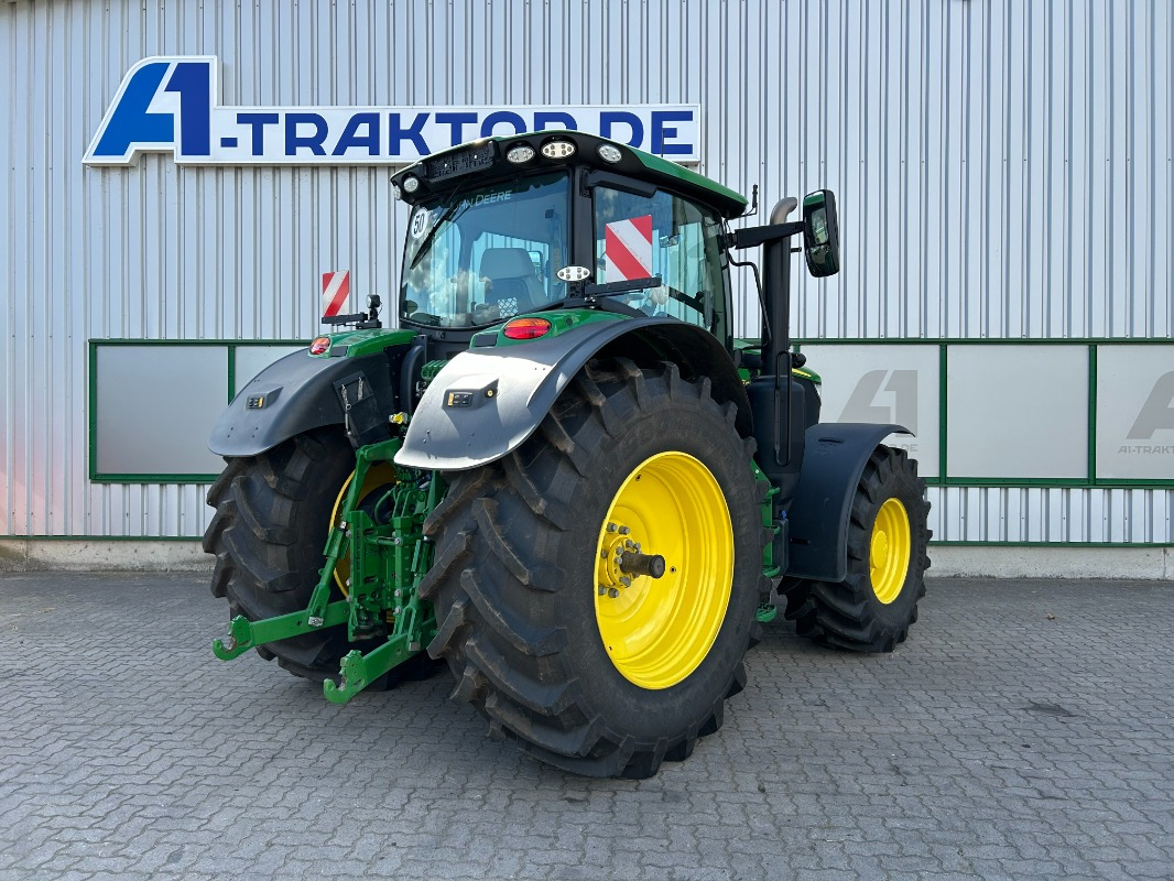 John Deere 6R 215 - Трактор: фото 2 John Deere 6R 215 - Трактор: фото 2