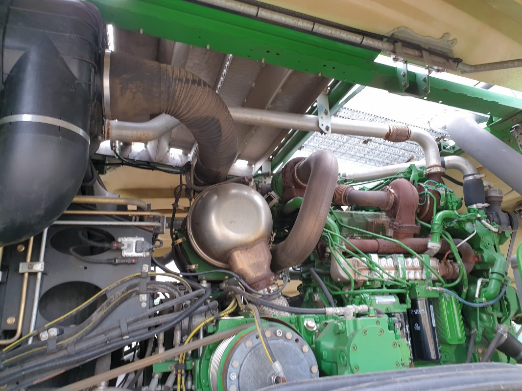 Комбайн John Deere 8600: фото 13
