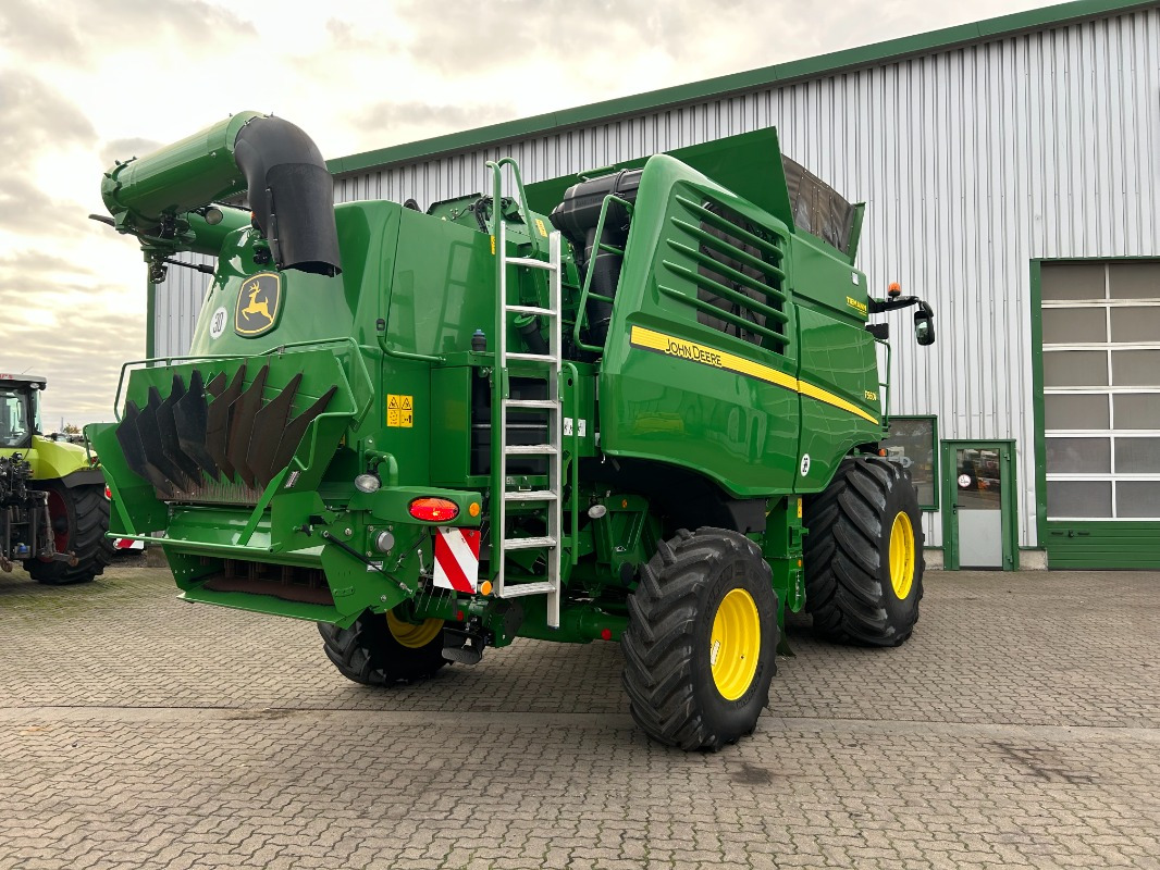 Зерноуборочный комбайн John Deere T560: фото 6