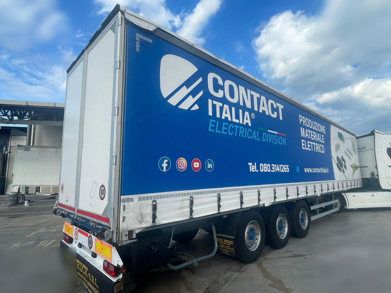 MERKER  - Тентованный полуприцеп: фото 1 MERKER  - Тентованный полуприцеп: фото 1