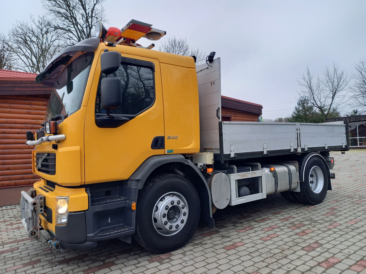 VOLVO FE 240, 4x2, EURO 5, TIPPER - Самосвал: фото 3 VOLVO FE 240, 4x2, EURO 5, TIPPER - Самосвал: фото 3