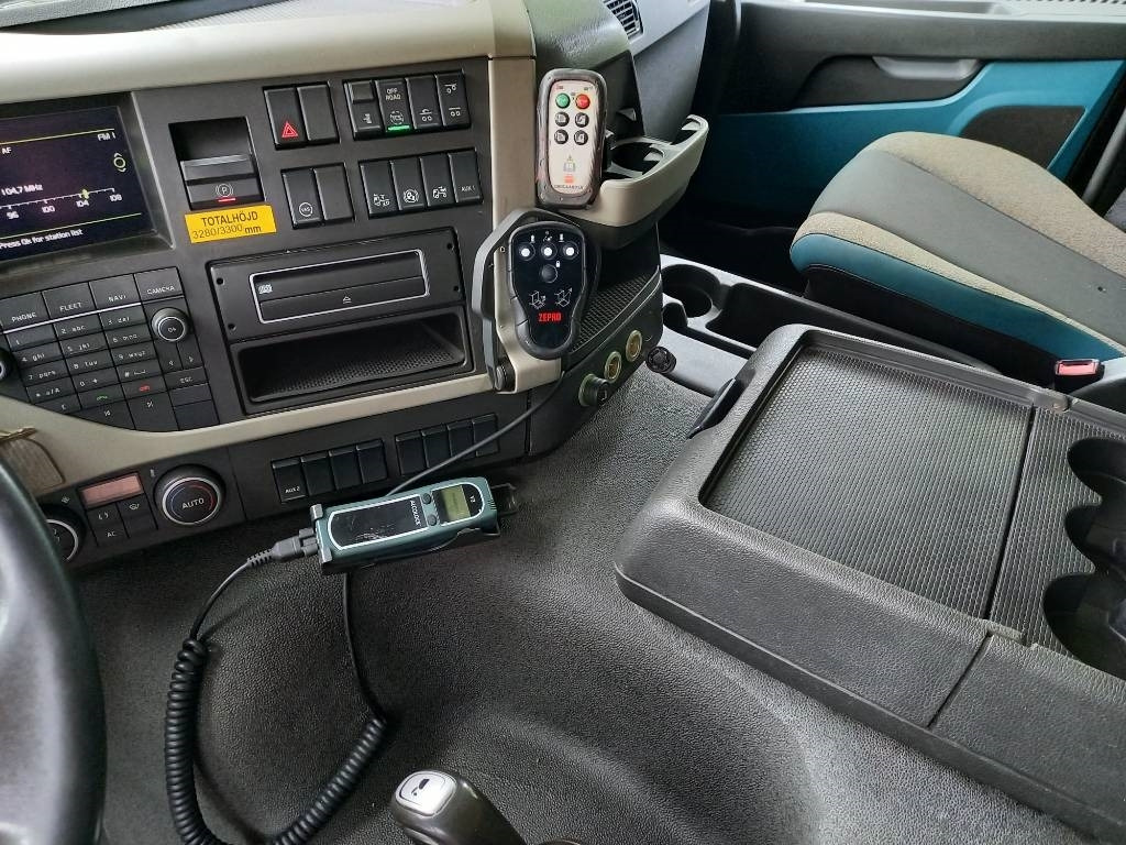 Рефрижератор Volvo FM 330, 6x2, CARRIER SUPRA 950 U: фото 44