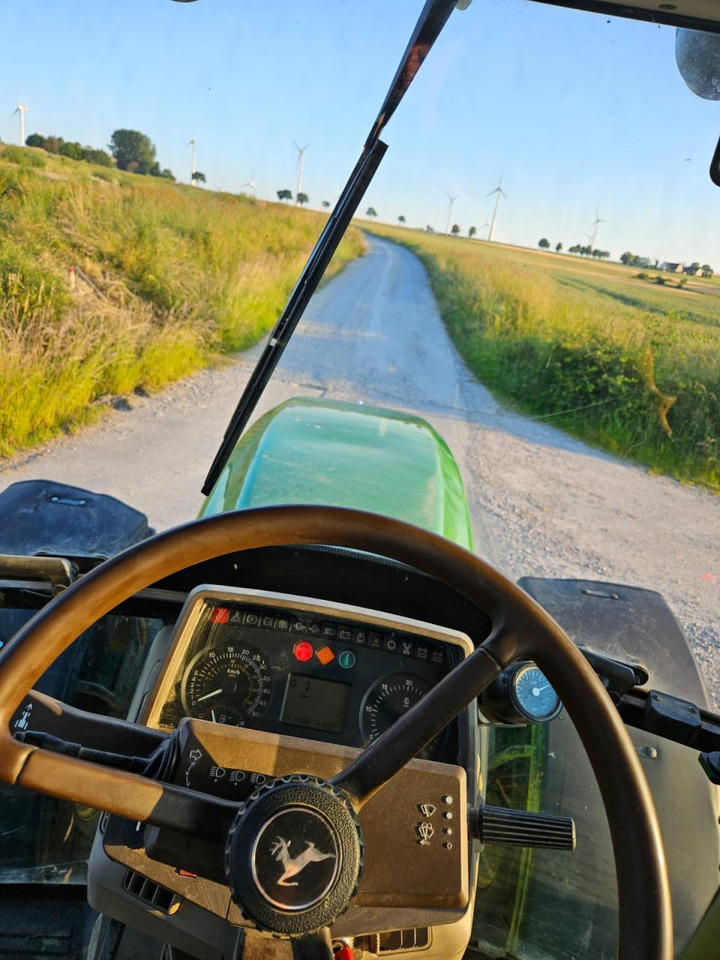 John Deere 6920 - Трактор: фото 2 John Deere 6920 - Трактор: фото 2