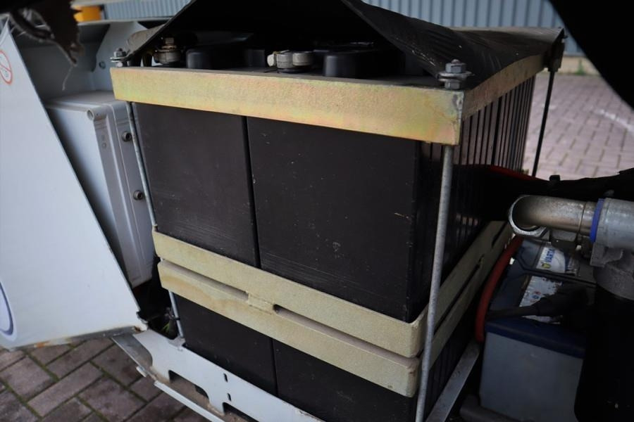 Falcon FS330Z Bi-Energy, Diesel - Battery, 33m Working He - Коленчатый подъемник, Спайдер-вышка: фото 4 Falcon FS330Z Bi-Energy, Diesel - Battery, 33m Working He - Коленчатый подъемник, Спайдер-вышка: фото 4