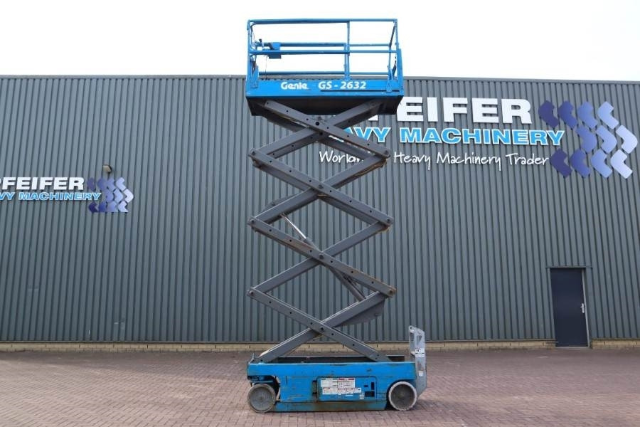 Genie GS2632 Electric, Working Height 10m, 227kg Capacit - Ножничный подъемник: фото 3 Genie GS2632 Electric, Working Height 10m, 227kg Capacit - Ножничный подъемник: фото 3