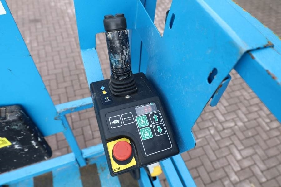 Genie GS2646 Electric, Working Height 9.80m, Capacity 45 - Ножничный подъемник: фото 5 Genie GS2646 Electric, Working Height 9.80m, Capacity 45 - Ножничный подъемник: фото 5