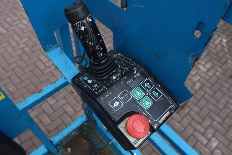 Genie GS2646 Electric, Working Height 9.80m, Capacity 45 - Ножничный подъемник: фото 5 Genie GS2646 Electric, Working Height 9.80m, Capacity 45 - Ножничный подъемник: фото 5