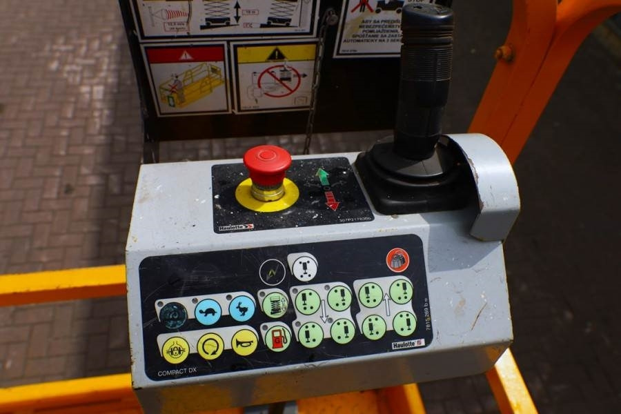 Haulotte Compact 12RTE Electric, 12m Working Height, 450kg  - Ножничный подъемник: фото 5 Haulotte Compact 12RTE Electric, 12m Working Height, 450kg  - Ножничный подъемник: фото 5