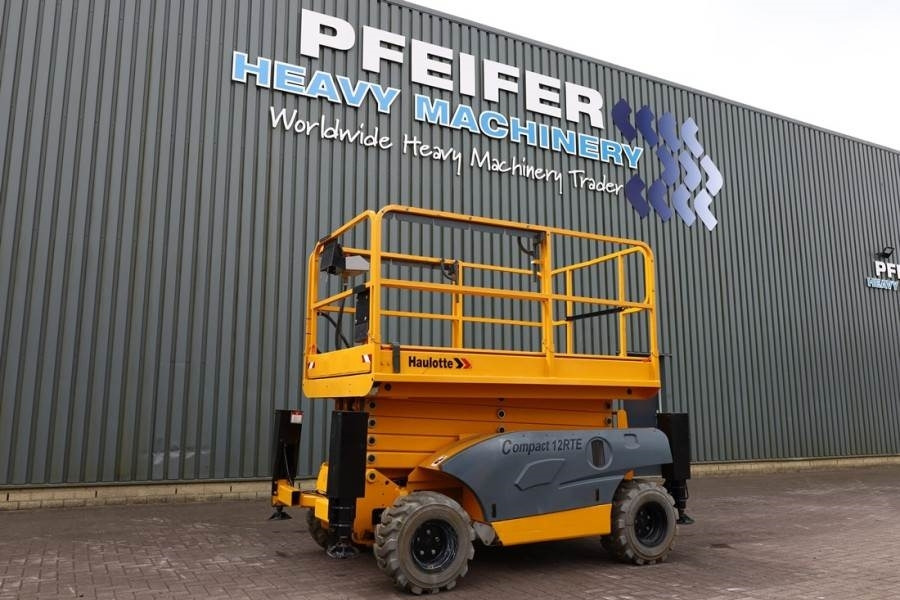 Haulotte Compact 12RTE Electric, 12m Working Height, 450kg  - Ножничный подъемник: фото 1 Haulotte Compact 12RTE Electric, 12m Working Height, 450kg  - Ножничный подъемник: фото 1