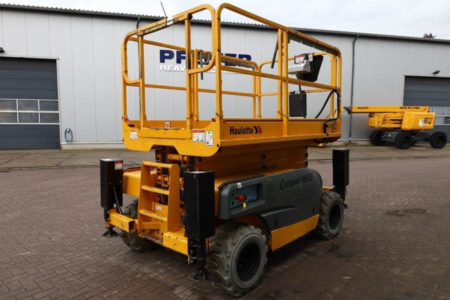 Haulotte Compact 12RTE Electric, 12m Working Height, 450kg  - Ножничный подъемник: фото 2 Haulotte Compact 12RTE Electric, 12m Working Height, 450kg  - Ножничный подъемник: фото 2
