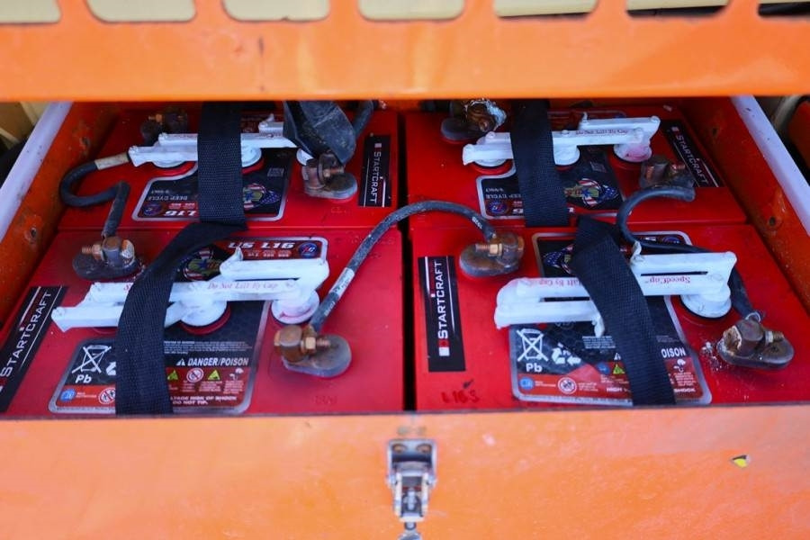 Ножничный подъемник JLG M4069 Hybrid, 14.2m Working Height, 360kg Capacity: фото 12 Ножничный подъемник JLG M4069 Hybrid, 14.2m Working Height, 360kg Capacity: фото 12