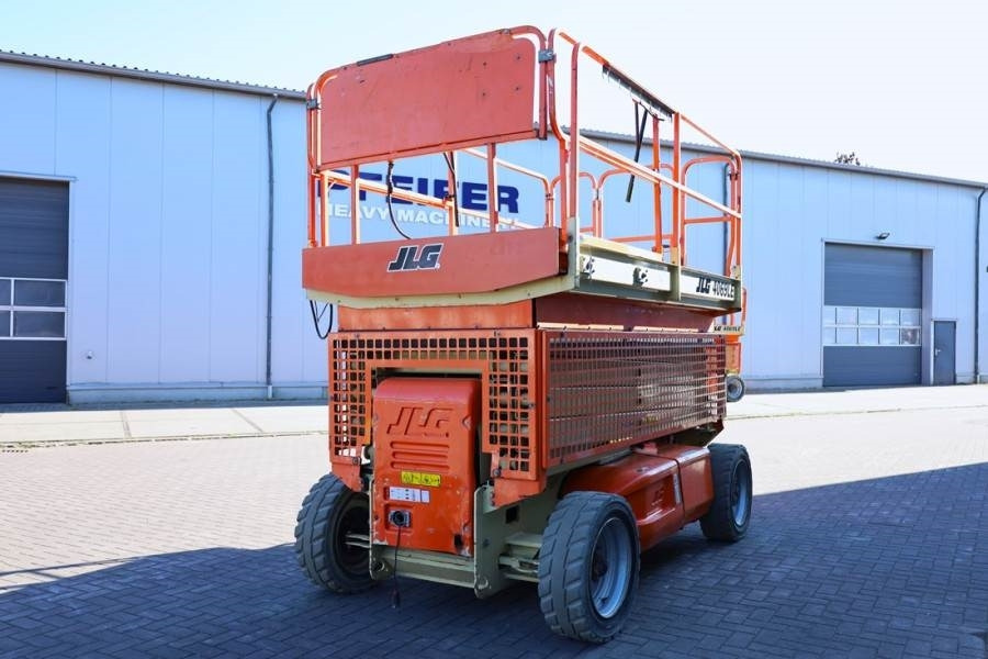 JLG M4069 Hybrid, 14.2m Working Height, 360kg Capacity - Ножничный подъемник: фото 2 JLG M4069 Hybrid, 14.2m Working Height, 360kg Capacity - Ножничный подъемник: фото 2