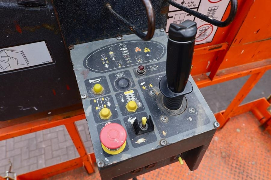 JLG M4069 Hybrid, 14.2m Working Height, 360kg Capacity - Ножничный подъемник: фото 4 JLG M4069 Hybrid, 14.2m Working Height, 360kg Capacity - Ножничный подъемник: фото 4