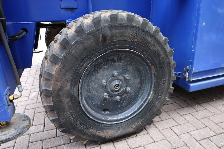 Ножничный подъемник Liftlux SL205-25D4WDS/P Diesel, 4x4 Drive, Hydraulic Deck: фото 16