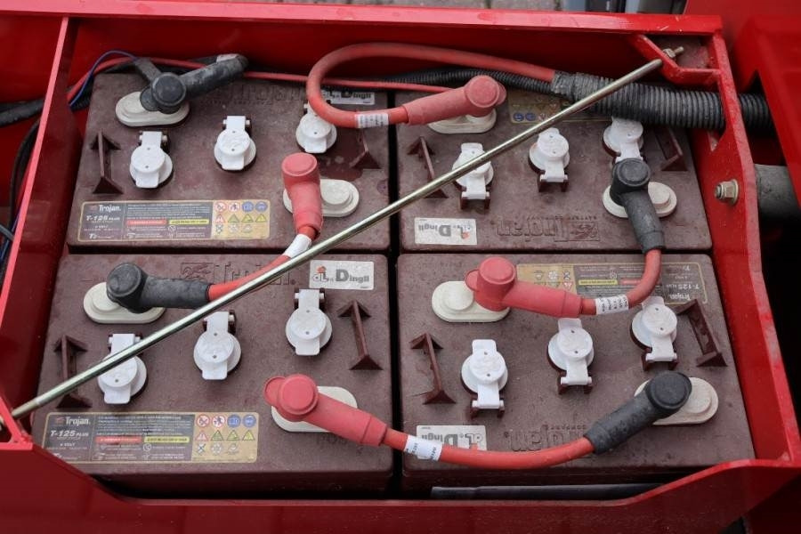 Magni ES1212E Valid inspection, *Guarantee! Electric, 12 - Ножничный подъемник: фото 3 Magni ES1212E Valid inspection, *Guarantee! Electric, 12 - Ножничный подъемник: фото 3