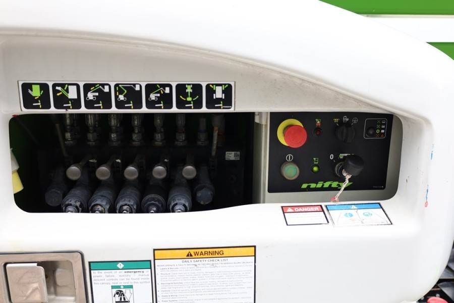 Коленчатый подъемник Niftylift HR17N Hybrid MK3 Hybrid Battery & Diesel, 17m Work: фото 13